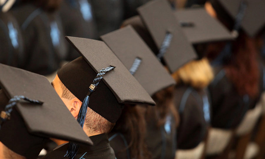 college-graduation-ceremony